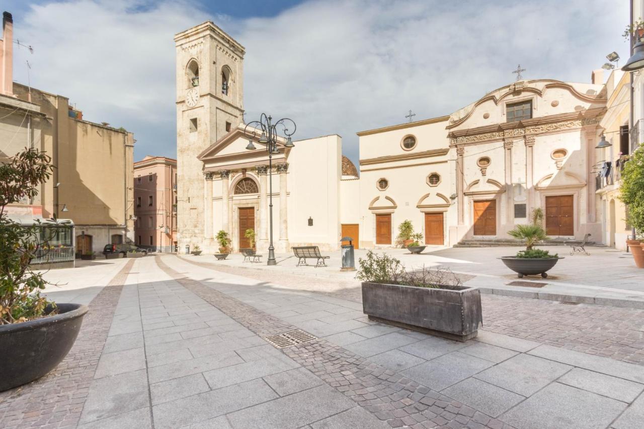Via San Giacomo 10 Cagliari Zewnętrze zdjęcie