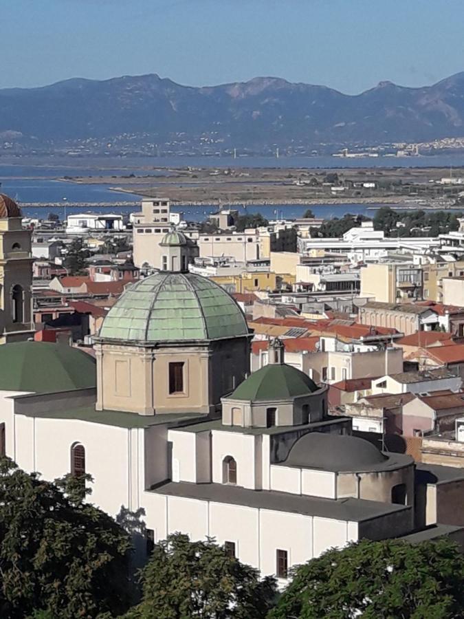 Via San Giacomo 10 Cagliari Zewnętrze zdjęcie